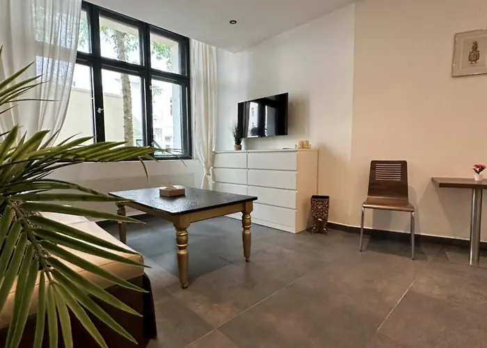 Easy - Kreuzberg Near Ostkreuz & East Side Gallery Berlijn