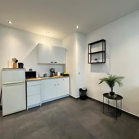 Easy - Kreuzberg Near Ostkreuz & East Side Gallery *