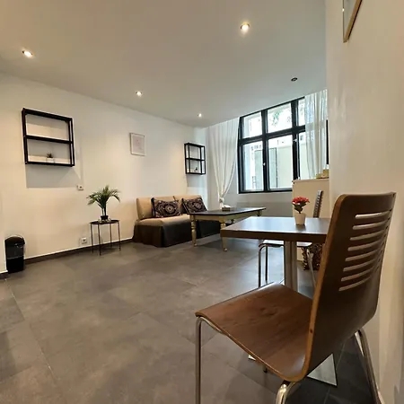 Easy - Kreuzberg Near Ostkreuz & East Side Gallery *